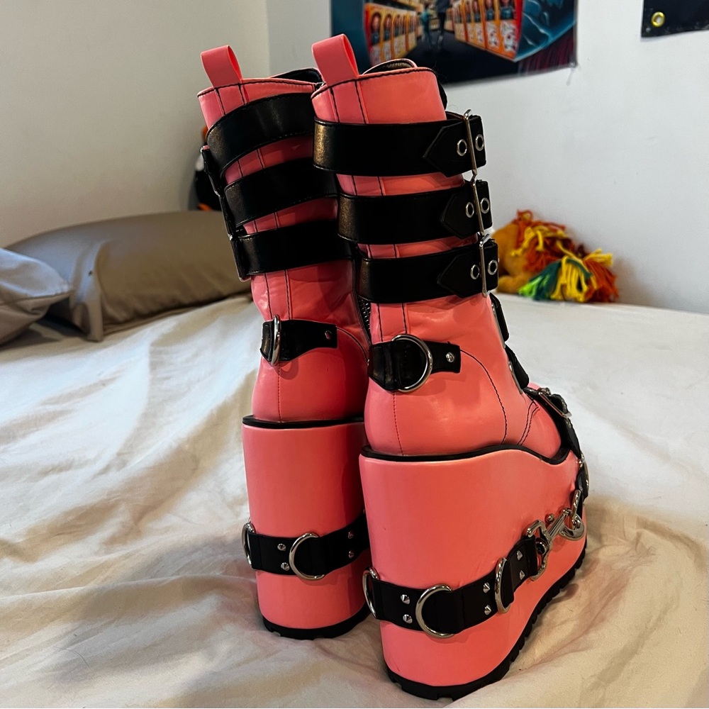 Current Mood x Dolls Kill - SWEET HELL RAIDERS WEDGE BOOTS - Picture 5 of 6